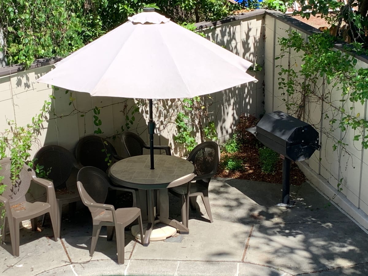 Photos and Video of Benson Apartments in Burlingame, CA